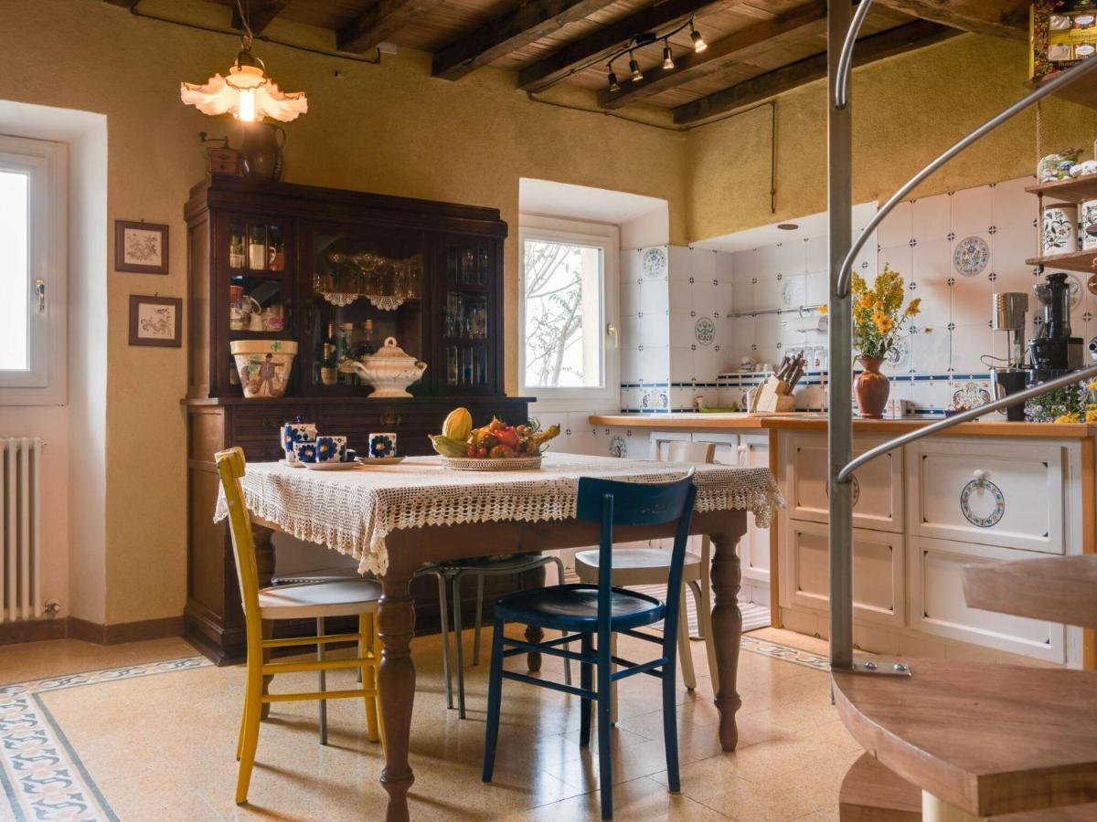 Soulful Holiday Home In Modena Wth Garden Exterior photo